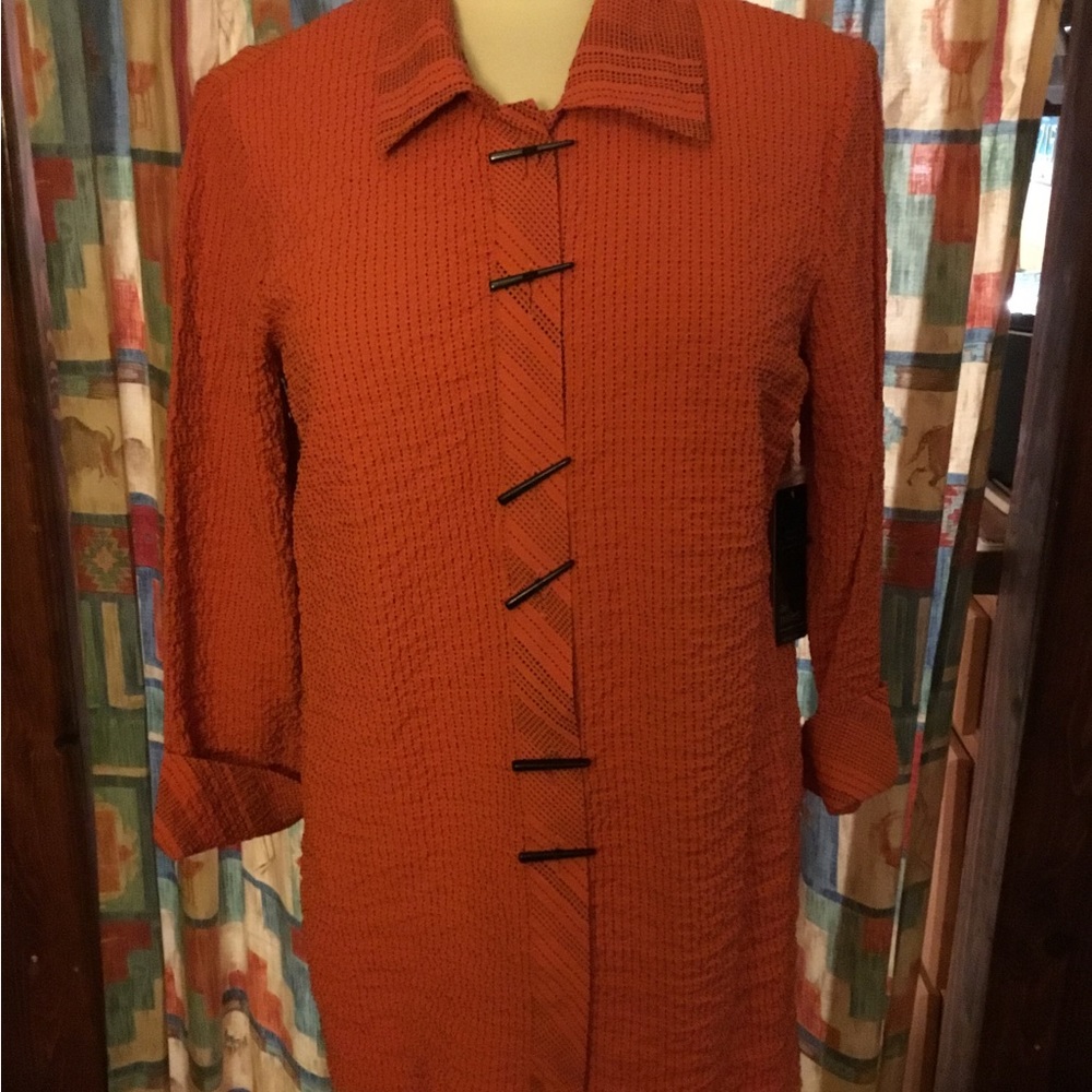 Ali Miles NEW Small Orange pucker top